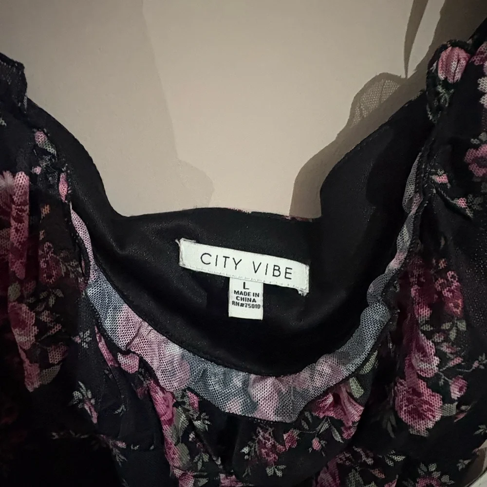 Floral ruched bodycon mini dress NWT - Picture 3 of 4